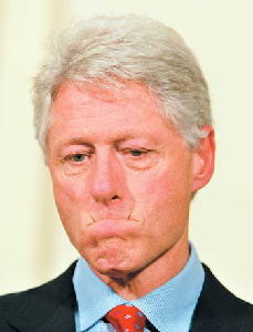 美媒曝前總統(tǒng)克林頓疾病纏身 或活不過半年