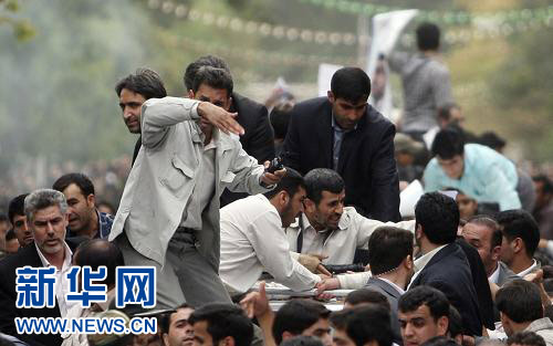 伊朗官媒稱總統車隊“遇襲”實為鞭炮爆炸