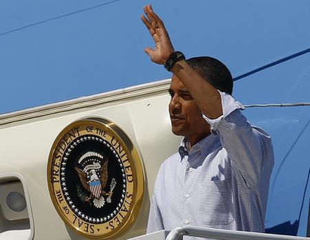 奧巴馬開始休暑假 借機“充電”備戰中期選舉