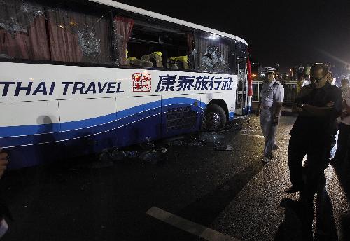 菲警方自稱表現“不丟臉” 劫持現場成觀光景點?