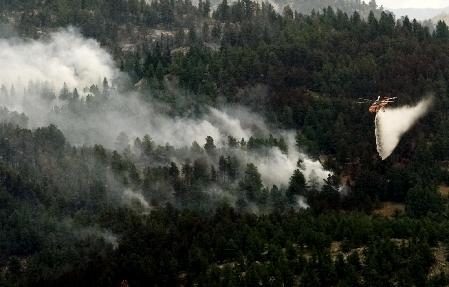 美國科羅拉多森林大火持續蔓延 數千人疏散5人失蹤