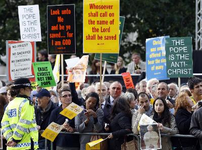 羅馬教皇抗議聲中繼續訪英 警方抓捕6名恐怖嫌犯