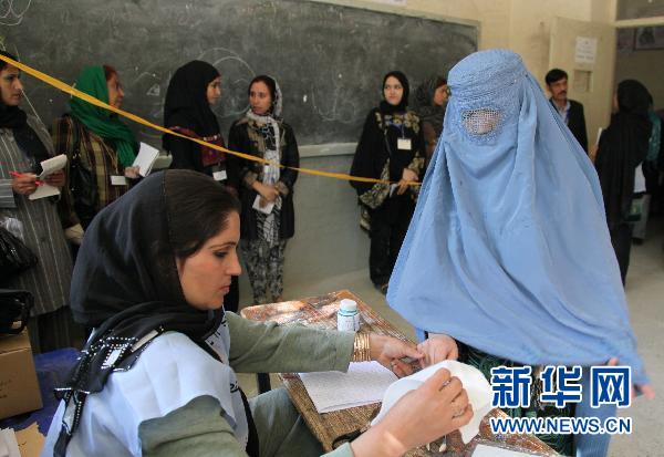 塔利班發動襲擊破壞阿富汗議會選舉 5名警察被打死