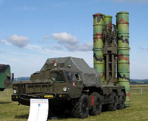 俄拒絕向伊朗交付防空導(dǎo)彈 內(nèi)賈德斥其向撒旦屈服