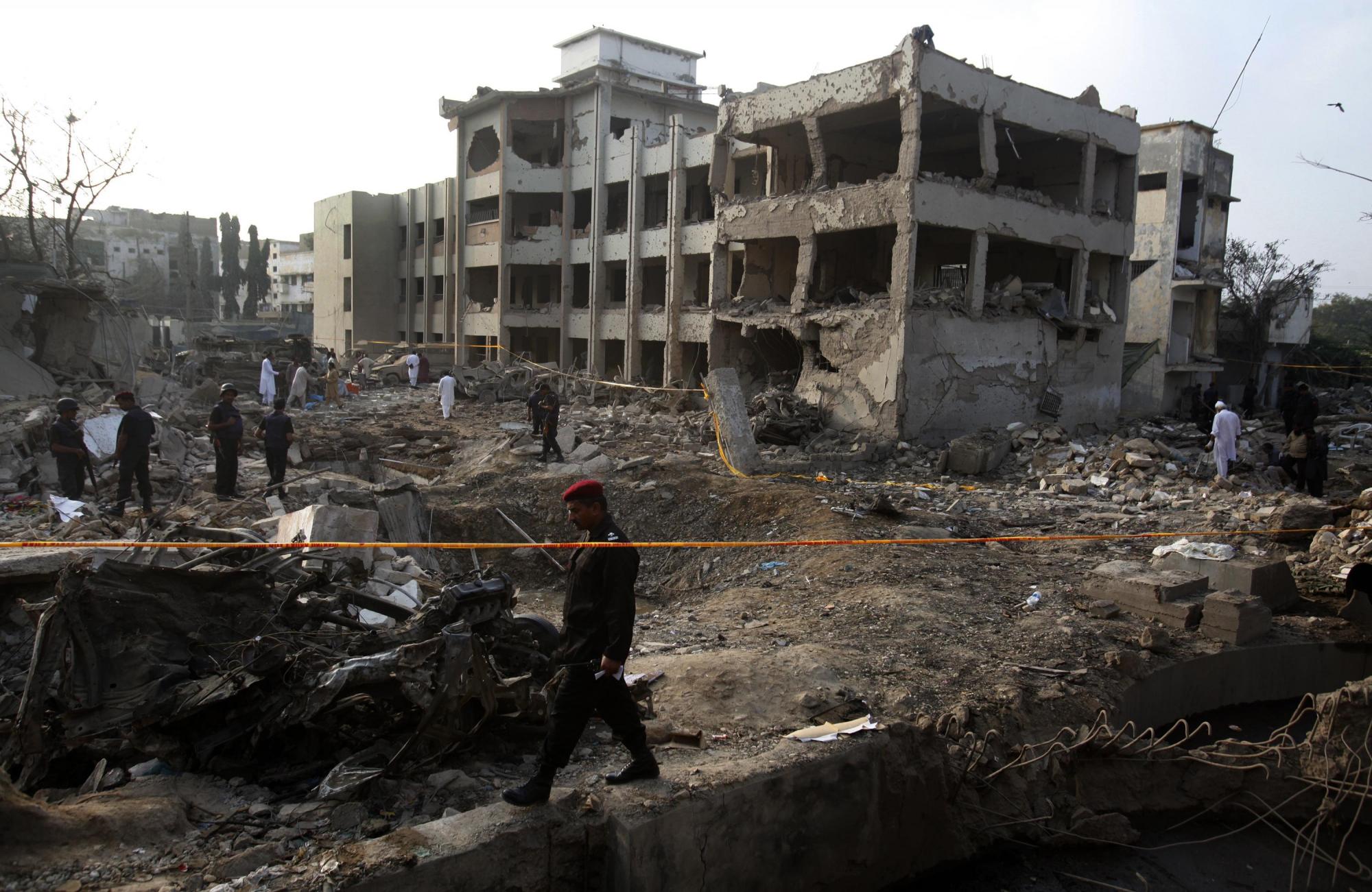 塔利班炸毀巴基斯坦卡拉奇一警局 近150人死傷