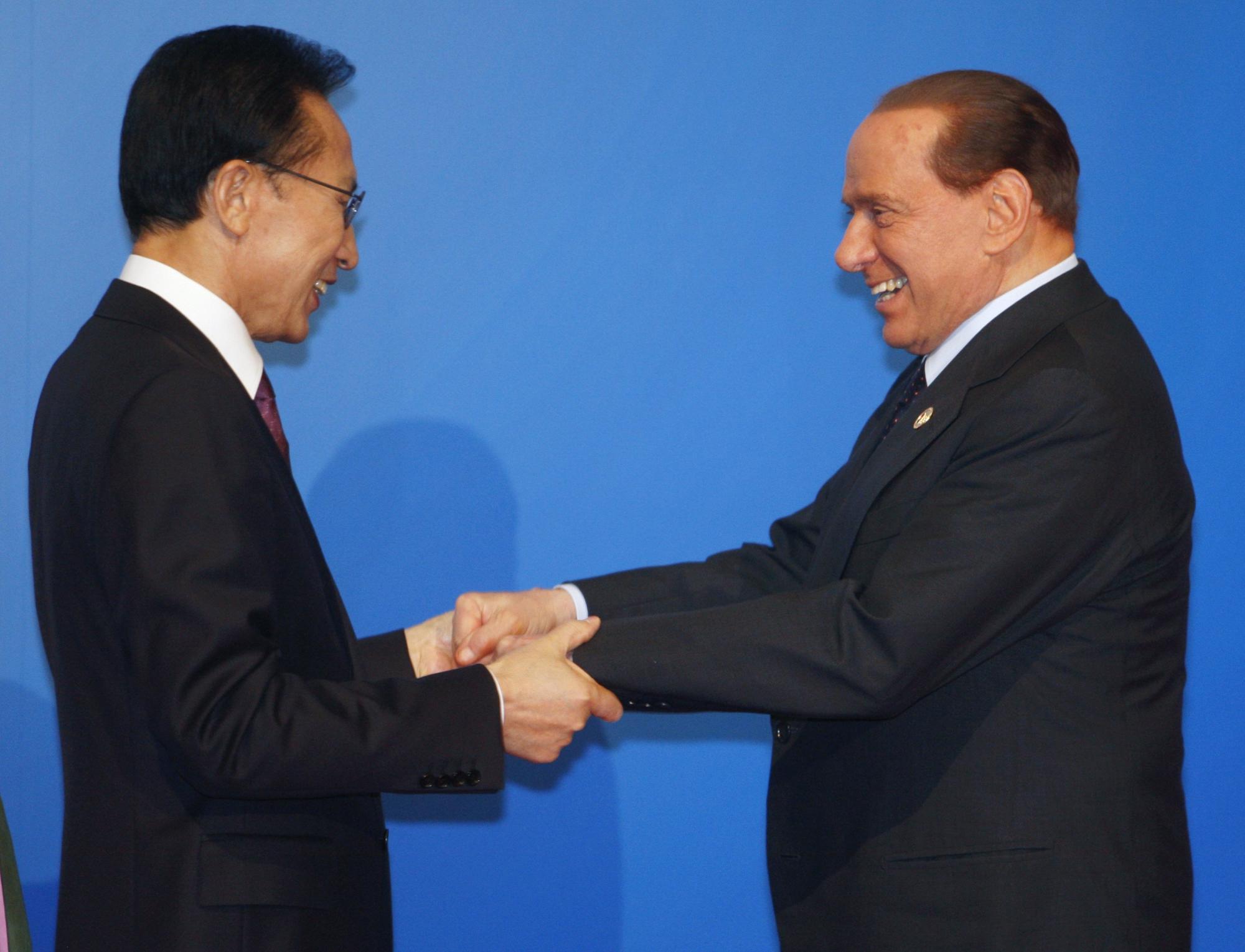 G20峰會意總理訴苦 澳總理玩偶錯穿奧地利裙子