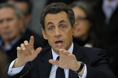 薩科齊表明連任意愿 后年大選或?qū)⒃儆雠畬?duì)手羅亞爾