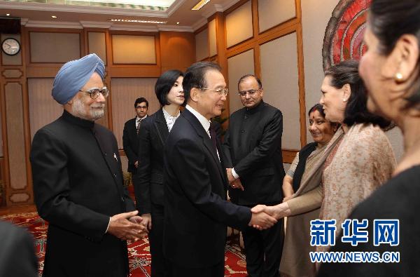 溫家寶會(huì)見(jiàn)印度總理辛格
