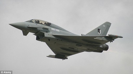 看到就能打到！英軍“打擊者”頭盔顛覆空戰傳統