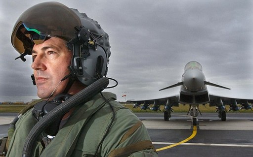 看到就能打到！英軍“打擊者”頭盔顛覆空戰傳統