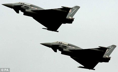 飛倫敦航班遭乘客恐嚇 英軍出動兩架戰機緊急護航