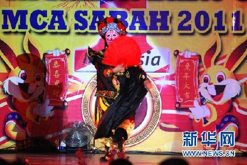 看看外國春節聯歡會什么樣