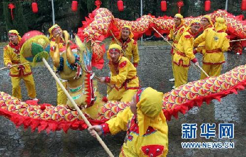 看看外國春節(jié)聯(lián)歡會(huì)什么樣