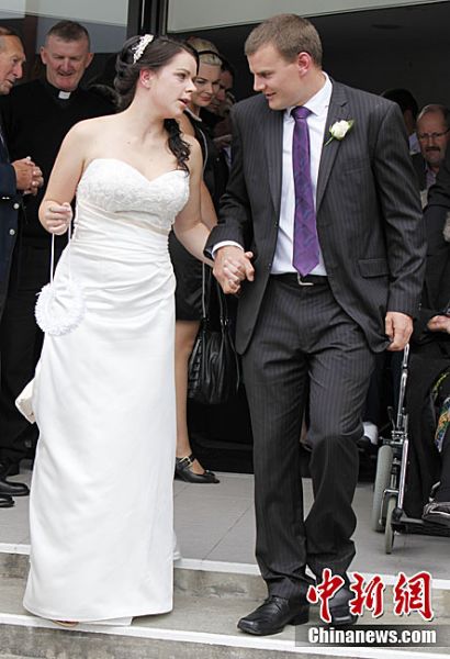 新西蘭舉行震后首場婚禮