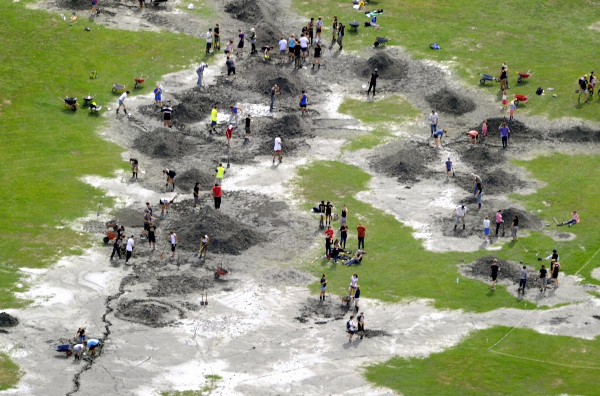 新西蘭地震148人遇難 遺體下葬開始