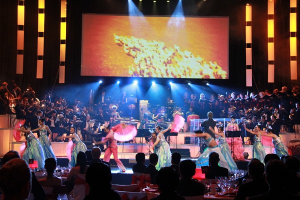 中國匈牙利藝術家聯袂出演 觀眾高度好評(圖)