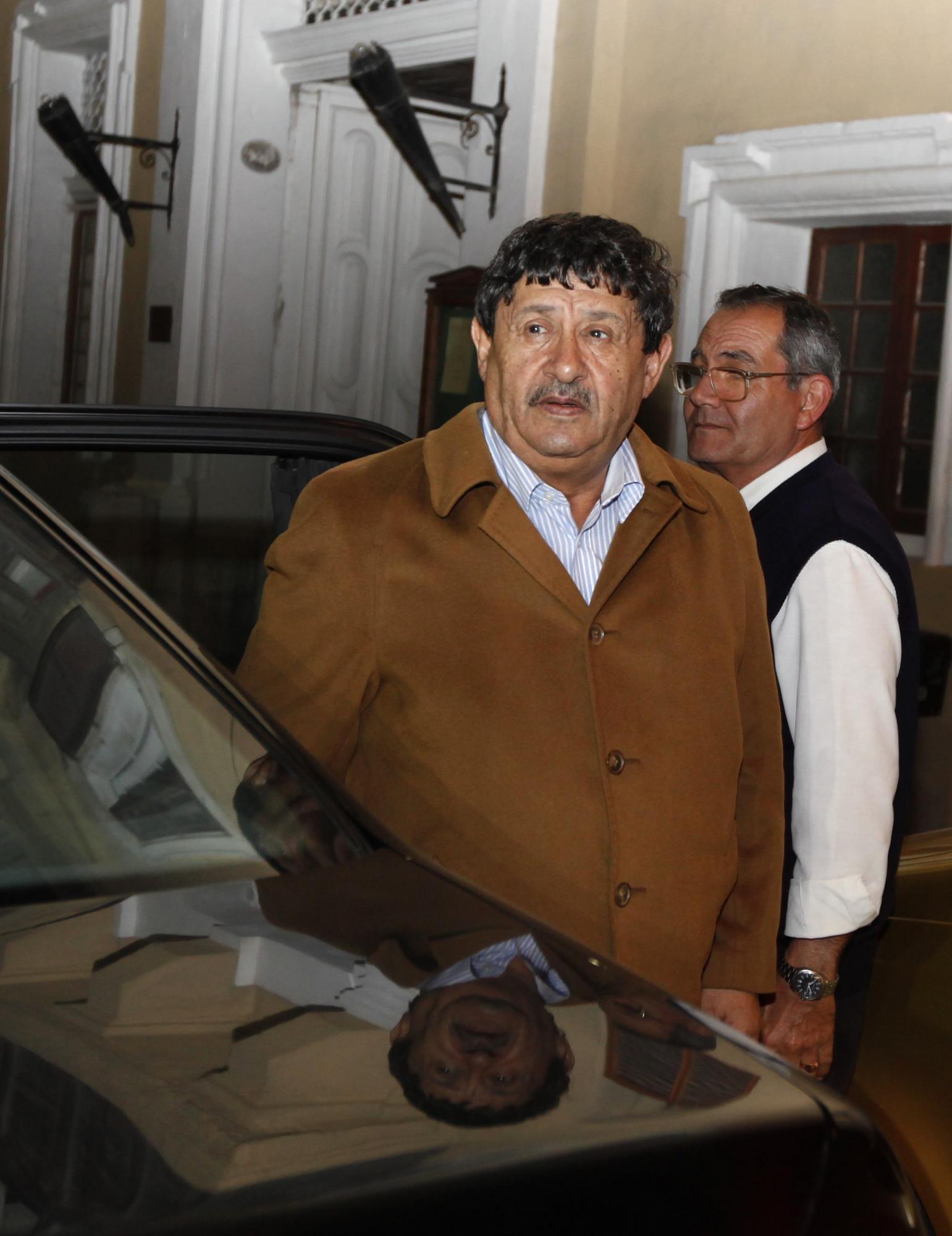 利比亞反對派指責北約行動遲緩 外交努力未獲突破