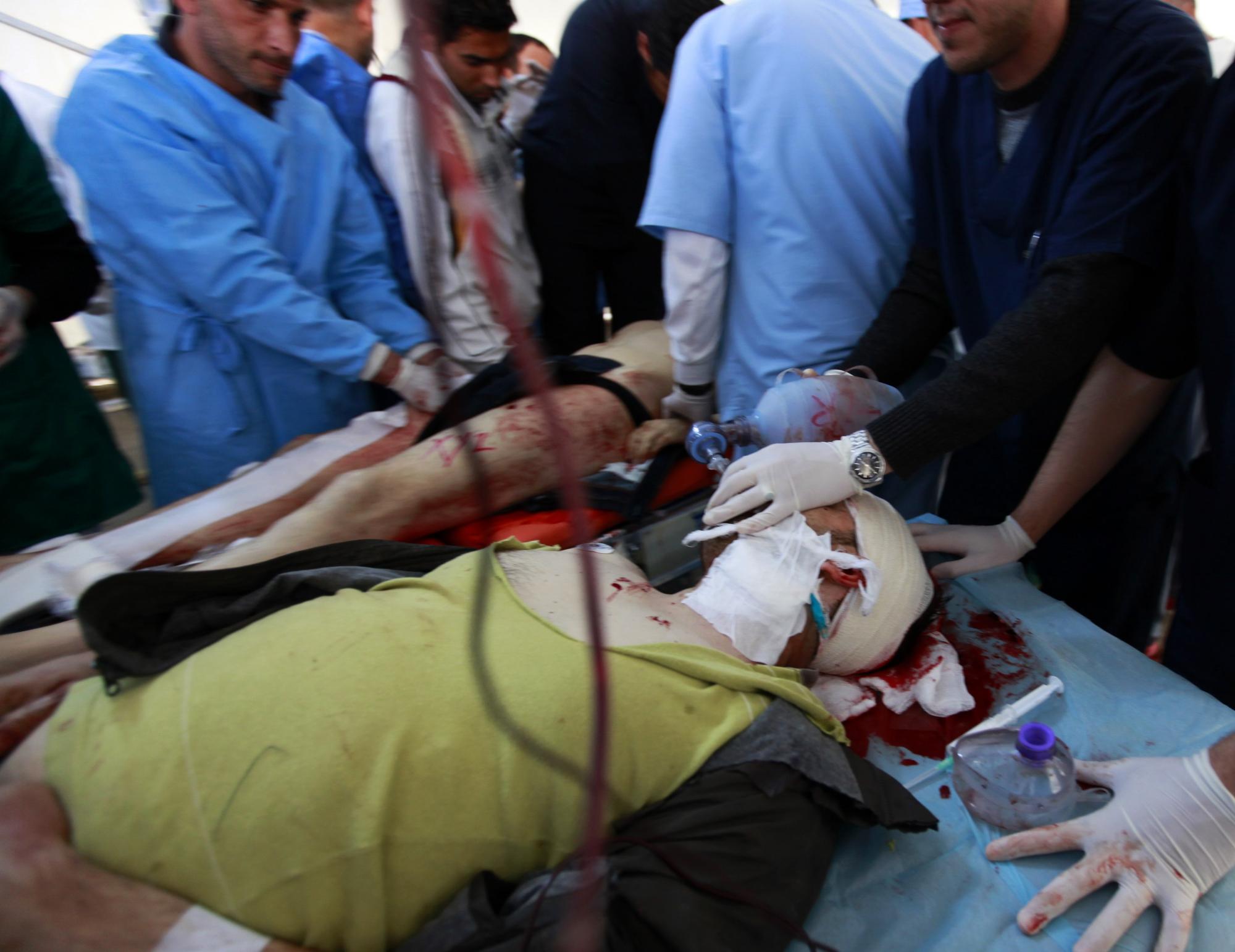 英美欲繼續對卡扎菲施壓 意擬派軍事顧問訓練利反對派