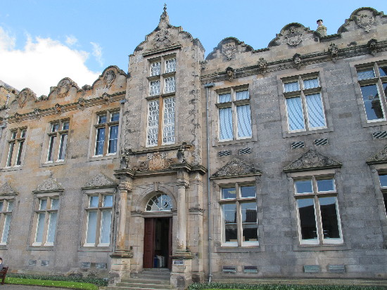 獨家探訪圣安德魯斯:威廉王子愛情開始的地方