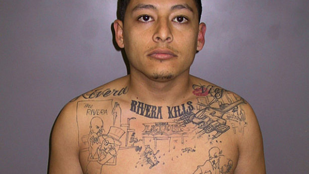 美囂張兇手將犯罪現場文在身上 7年后終落網