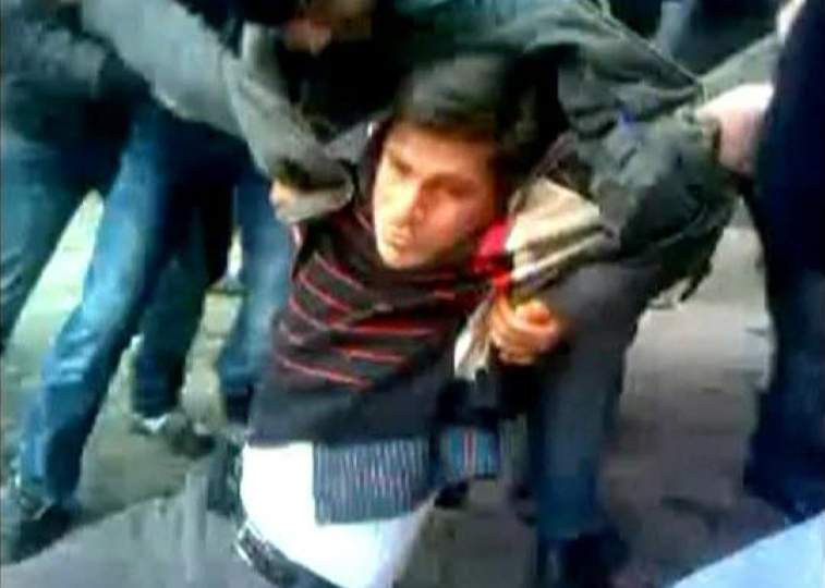 英媒指責西方國家雙重標準 轟炸利比亞放任敘利亞