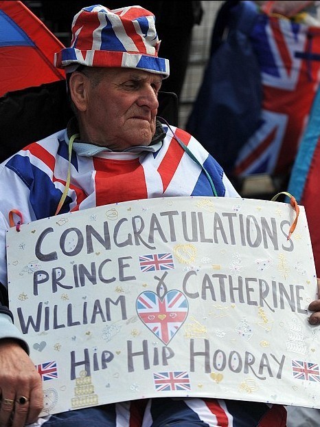 王室粉絲的狂歡！威廉探班引發驚喜