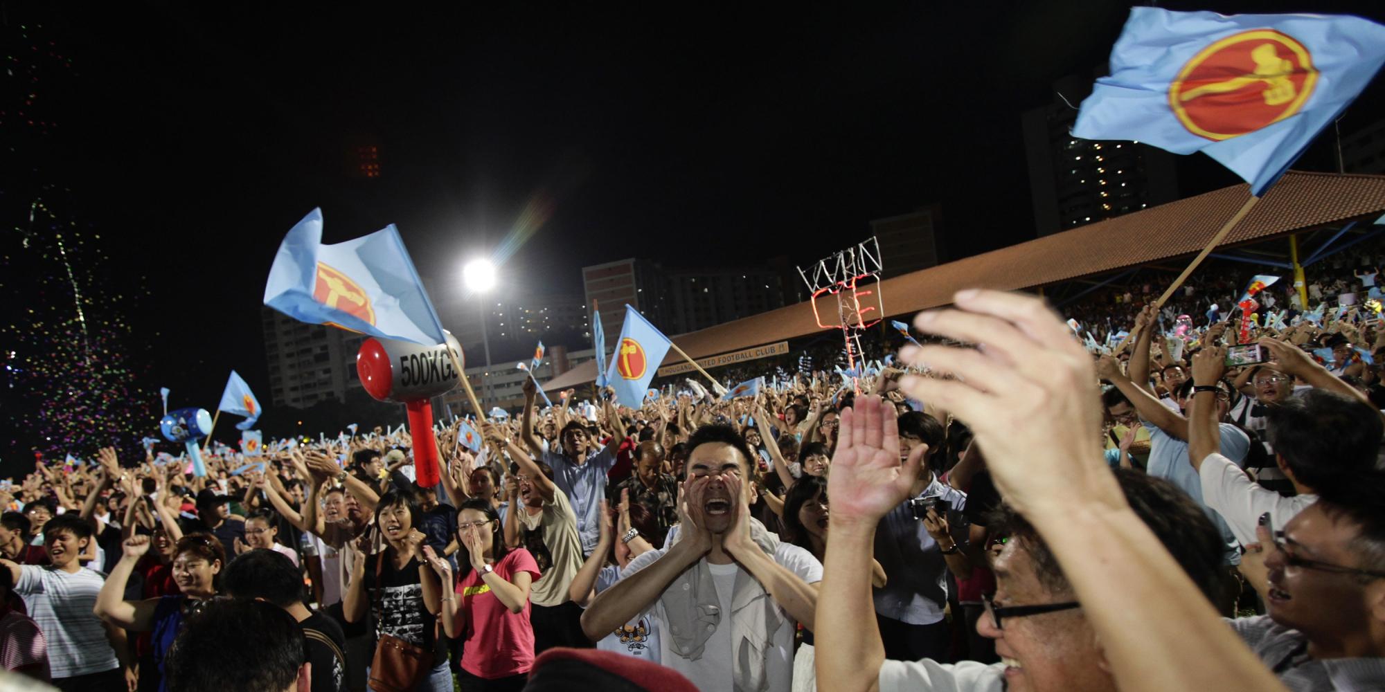 新加坡大選執政黨大勝不足喜 反對黨創歷史踢外長出局