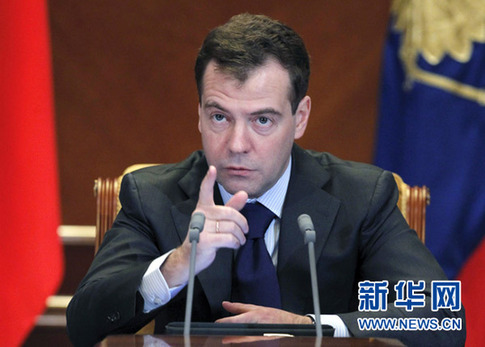 梅德韋杰夫稱將很快宣布是否參選總統