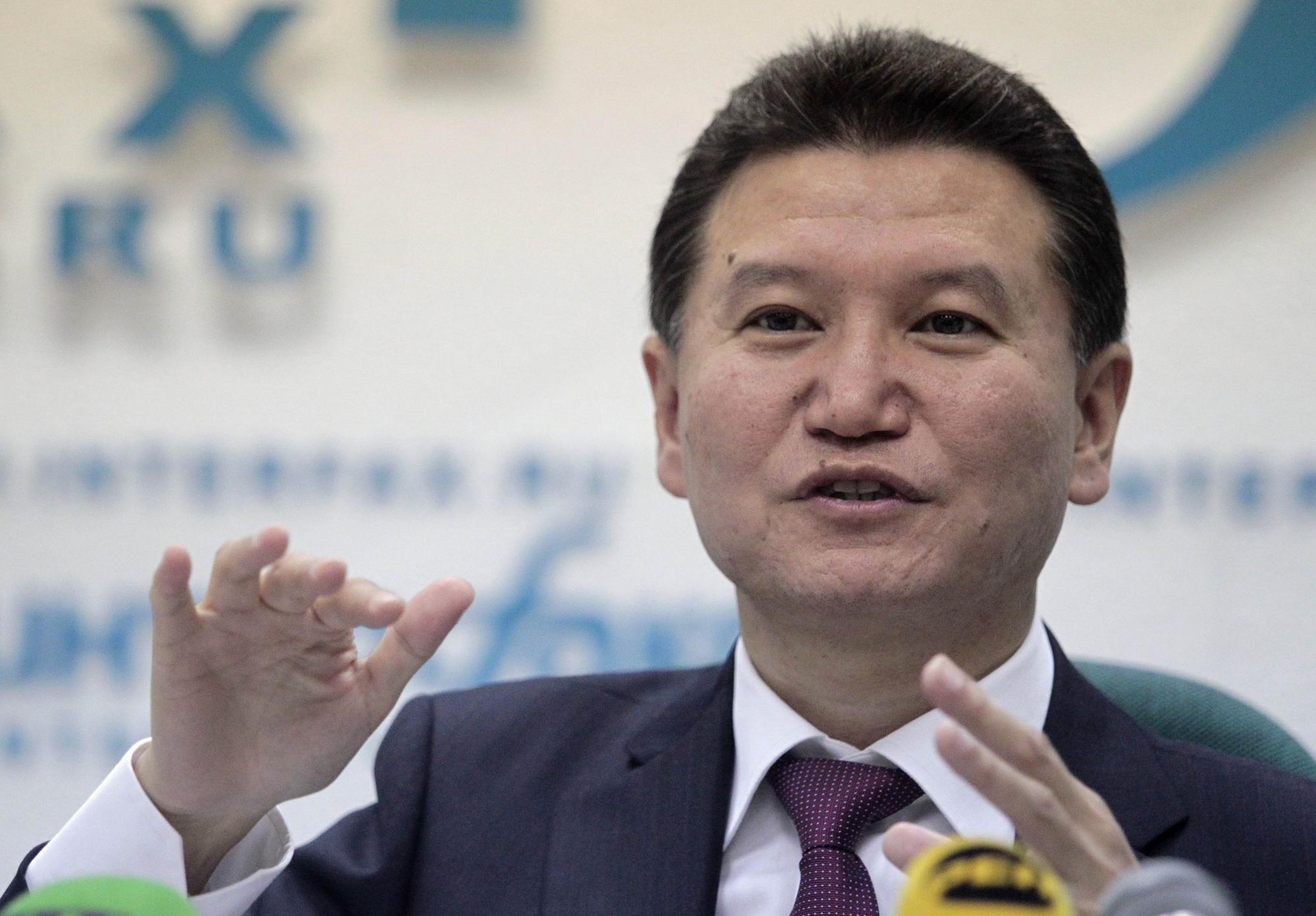 國(guó)際棋聯(lián)主席稱卡扎菲準(zhǔn)備與北約對(duì)話 但不會(huì)辭職