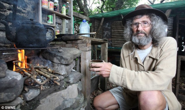 26年隱居森林過野人生活 英現代“魯濱遜”恐遭驅趕