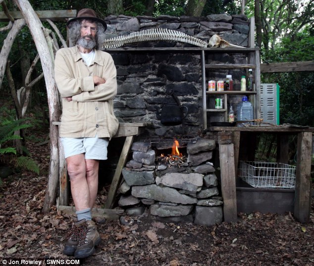 26年隱居森林過野人生活 英現代“魯濱遜”恐遭驅趕