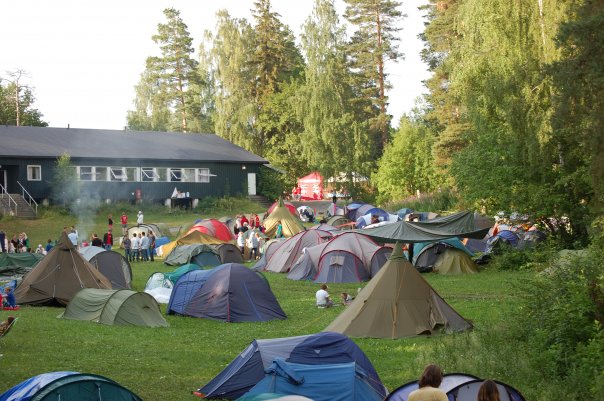 于特島:85名夏令營青少年命喪血腥屠殺