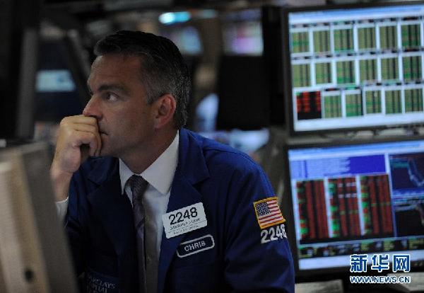 全球股市遭美“空襲”一片慘綠