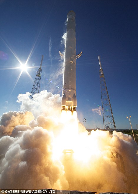 NASA航天飛機退役 美國私營飛機“接棒”