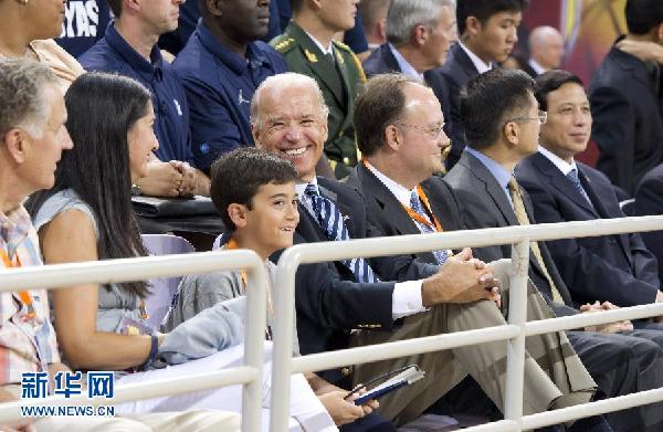 美國副總統(tǒng)拜登抵達(dá)北京（組圖）