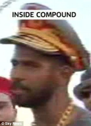 卡扎菲倒臺反對派占據兵營 首都亂象叢生