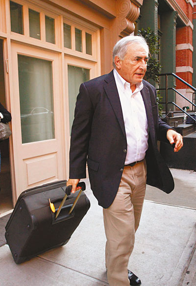 卡恩探訪國際貨幣基金組織同僚謀