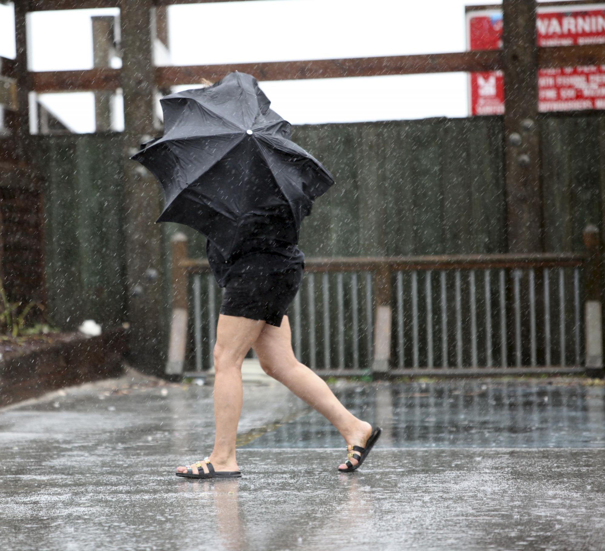 組圖：颶風“艾琳”襲擊美國東海岸 民眾淡定應對