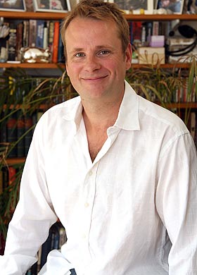 英“選秀之父”推出賭博性電視節目 一夜成百萬富翁不是夢