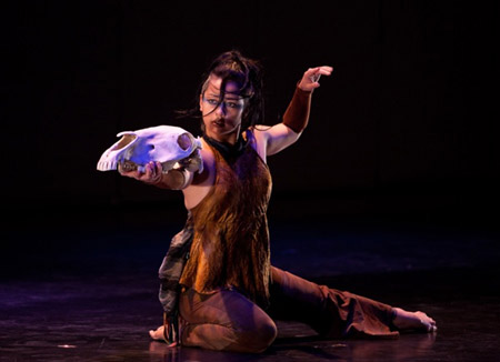 加拿大“紅色天空”舞蹈團訪華 《天路》盡顯原住民文化