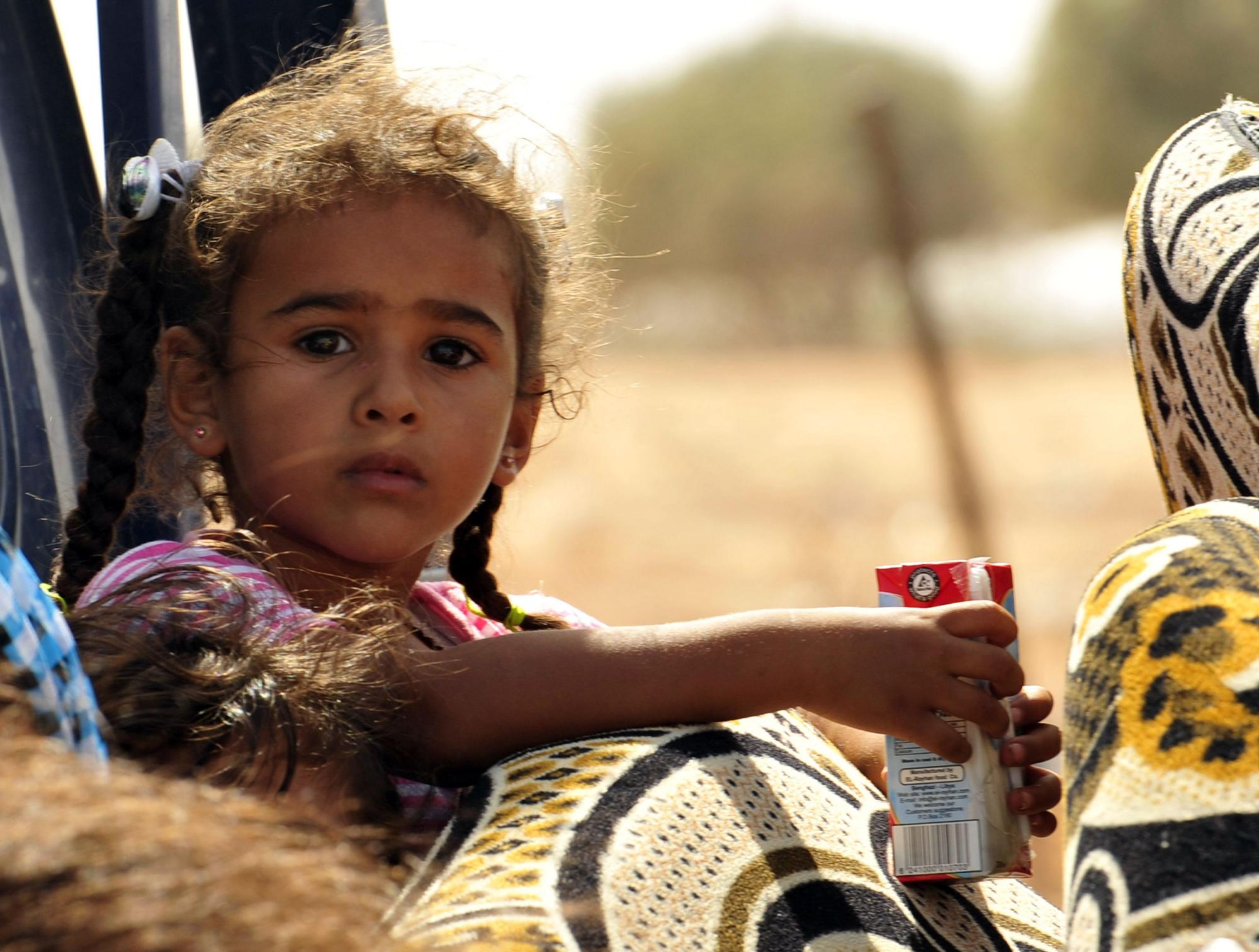 利首都發(fā)現(xiàn)千人亂葬坑 新政權(quán)三面夾擊蘇爾特