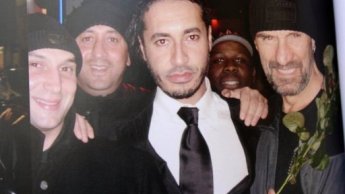 傳卡扎菲發言人易裝逃命被捕 三兒子又遭國際通緝