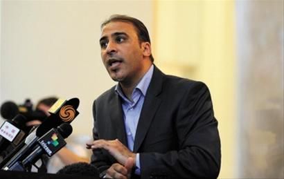 卡扎菲發言人致電電視臺否認自己被捕消息