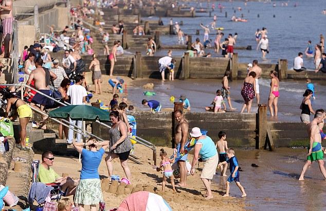 “秋老虎”發(fā)威 英國10月高溫打破歷史紀(jì)錄