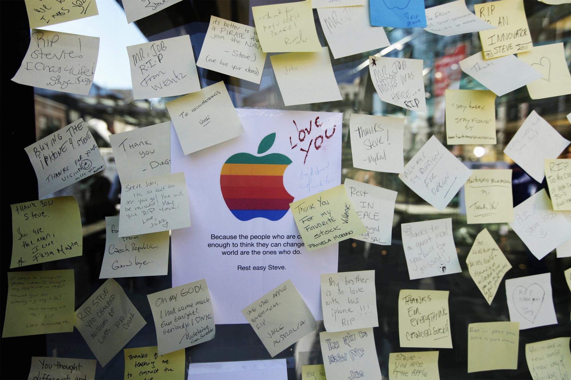 喬布斯葬禮低調舉行 個人秘史備受關注