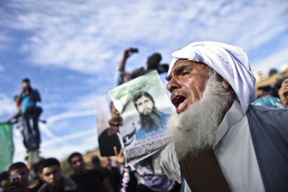 巴以履行1:1027換人協議 以士兵被俘5年終獲釋