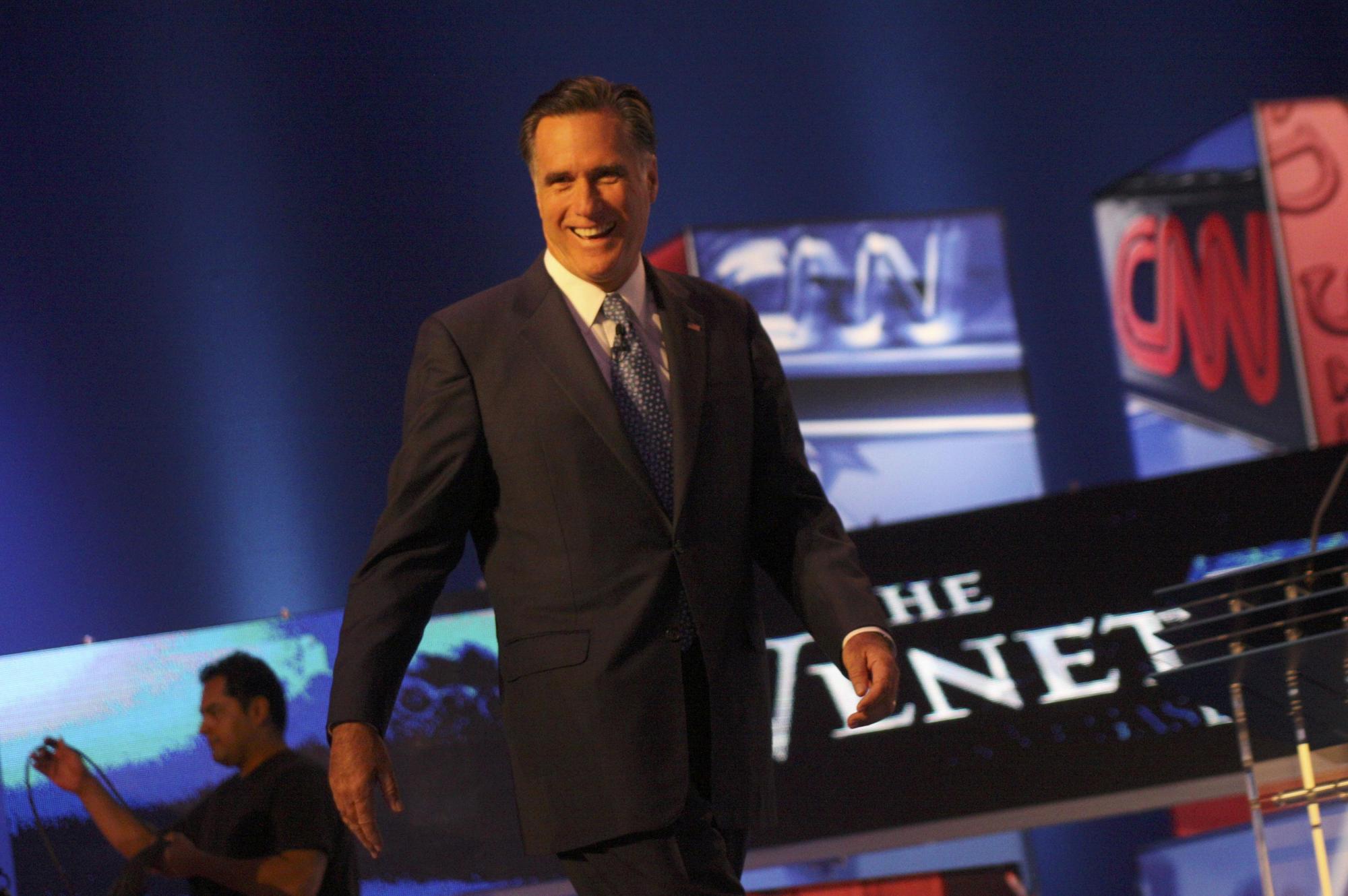 借明星八卦拉粉絲、搞有償合影 奧巴馬夫婦為競選發力