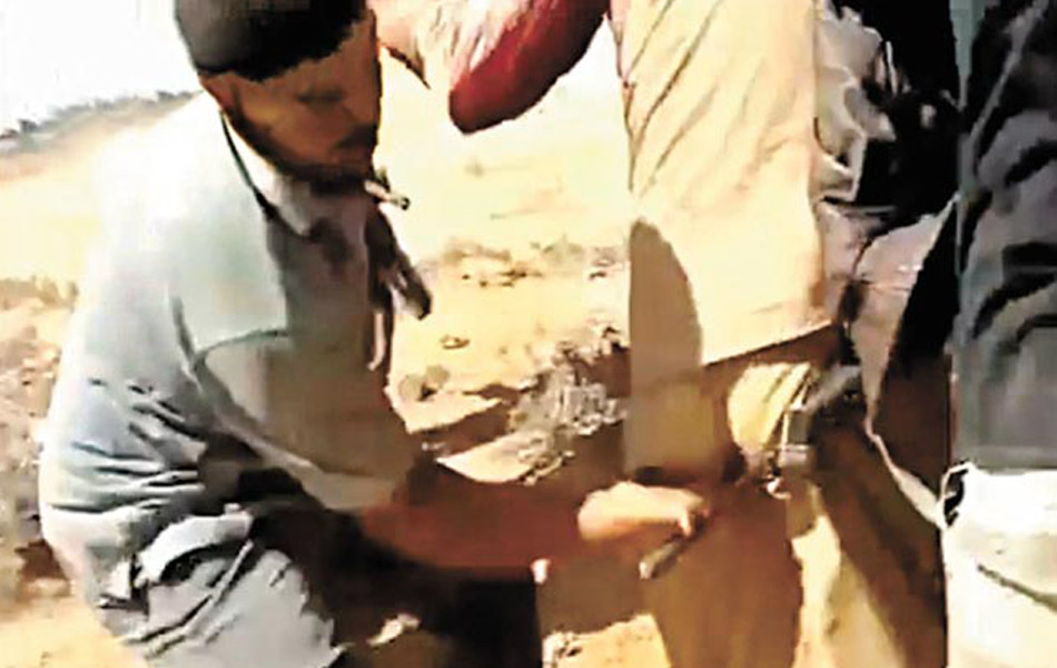 保鏢稱卡扎菲本可過上幸福生活 抵抗實為兒子指揮