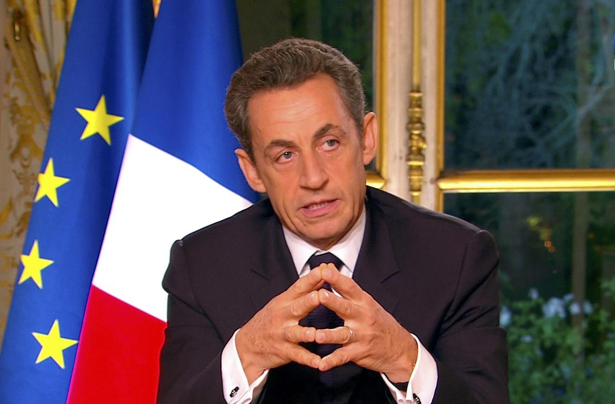 歐盟首腦通宵“熬”出一攬子協議 默克爾成最大贏家