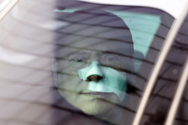 老貝辭職意大利前景仍堪憂 關鍵投票前不忘風流